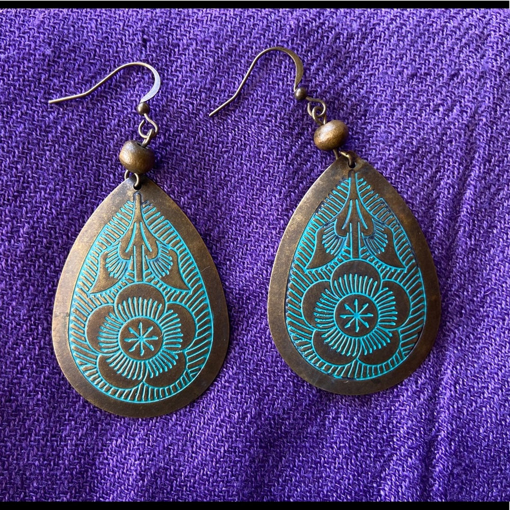 Bronze turquoise earring